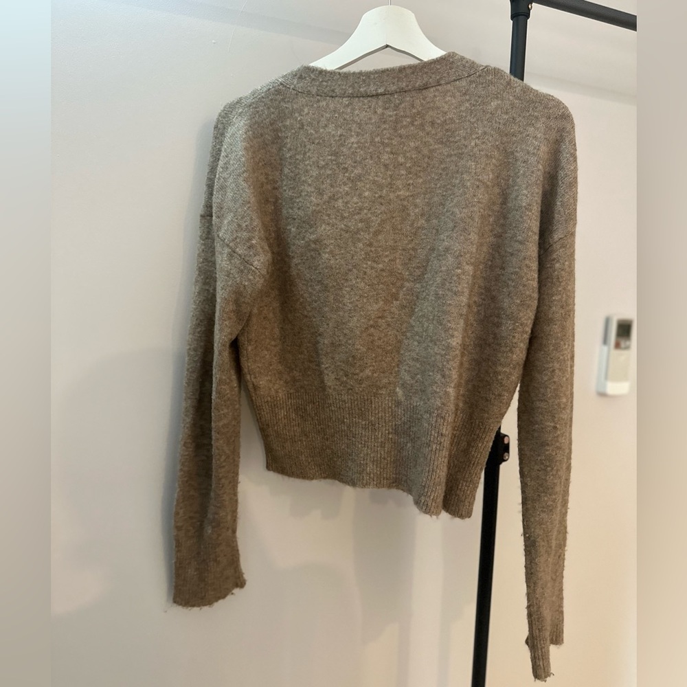Basic Sweater - image 5